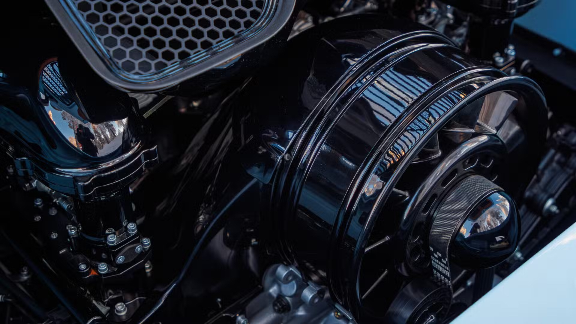 kalmar-7-97-turbo-edition-engine-bay-2